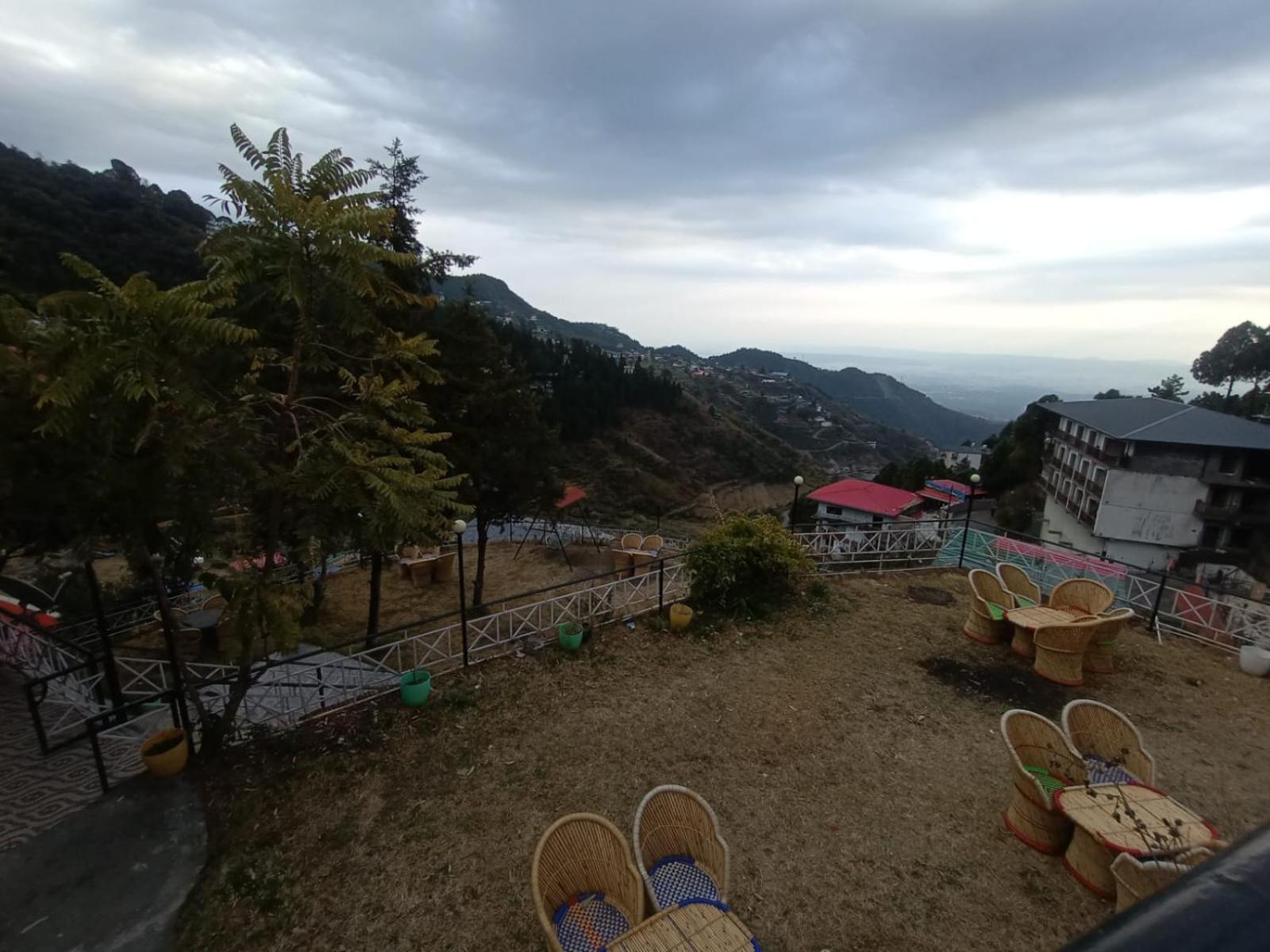 Hotel Himalayan Village Mussoorie Exterior foto