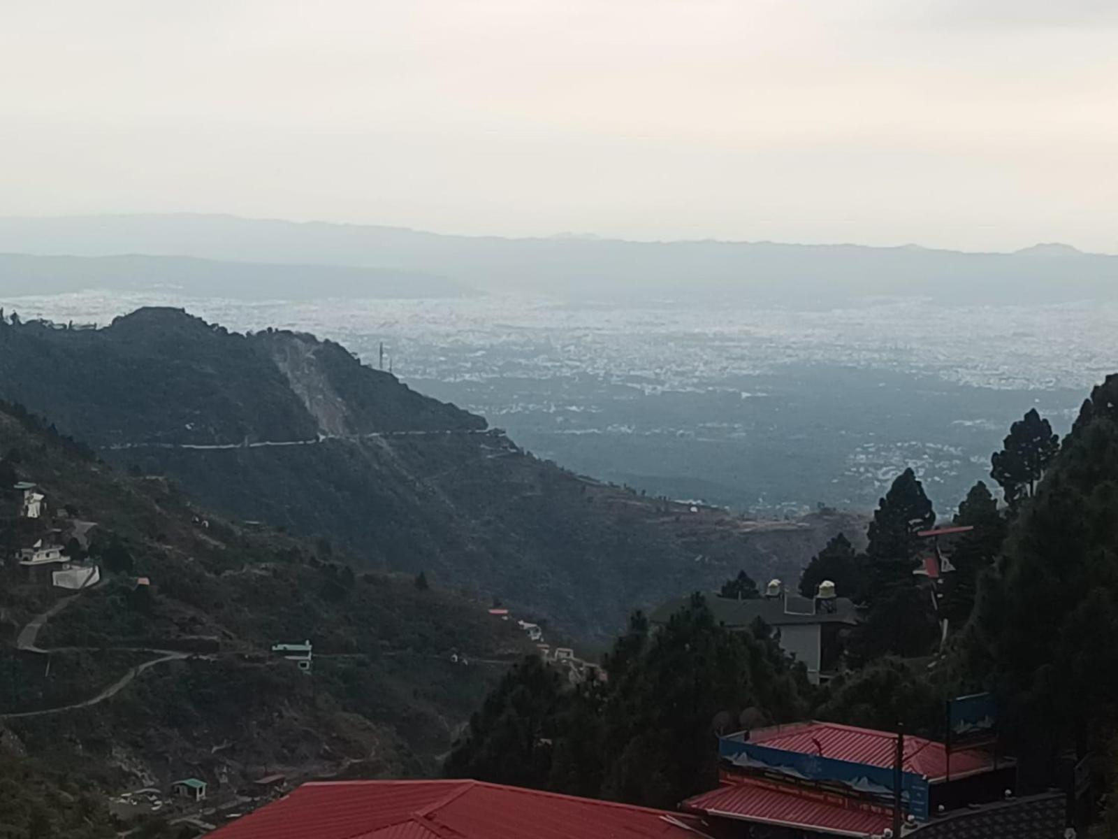 Hotel Himalayan Village Mussoorie Exterior foto